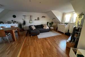 Dachgeschosswohnung mit traumhafter Terrasse ab 01.07.2026 – Rabenflugstraße 21, 57074 Siegen, Siegen – Vorschaubild 2