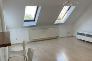 Lichtdurchflutete Galerie-Whg mit schicker Einbauküche und Dachterrasse – Die vollständige Adresse der Immobilie erhältst du vom Anbieter., 90425 Wetzendorf, Nürnberg – Vorschaubild 3