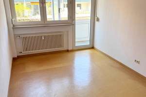 Zentral gelegene 4-Zimmer-Wohnung mit Balkon in der Ulmer City. – Frauenstraße 35, 89073 Mitte, Ulm – Vorschaubild 9