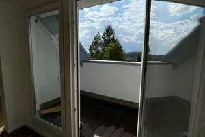 4-Zimmer-Wohnung mit Balkon in Saarbrücken