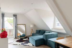 Gemütliche Dachgeschosswohnung mit Charme und durchdachtem Grundriss – Die vollständige Adresse der Immobilie erhältst du vom Anbieter., 81549 Obergiesing, München – Vorschaubild 1