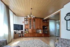 Reduziert! Einfamilienhaus mit Carport und schönem Garten inmitten von Altenkirchen! – Altenkirchen (Westerwald) (Kreis) – Vorschaubild 8