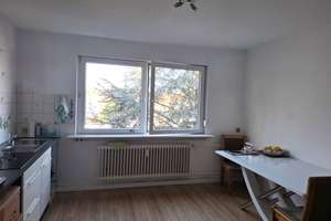 Geräumige, helle 2-Zimmerwohnung im Zentrum von Karlsruhe-Mühlburg/Peter-und-Paul-Platz! – Die vollständige Adresse der Immobilie erhältst du vom Anbieter., 76185 Mühlburg, Karlsruhe – Vorschaubild 3