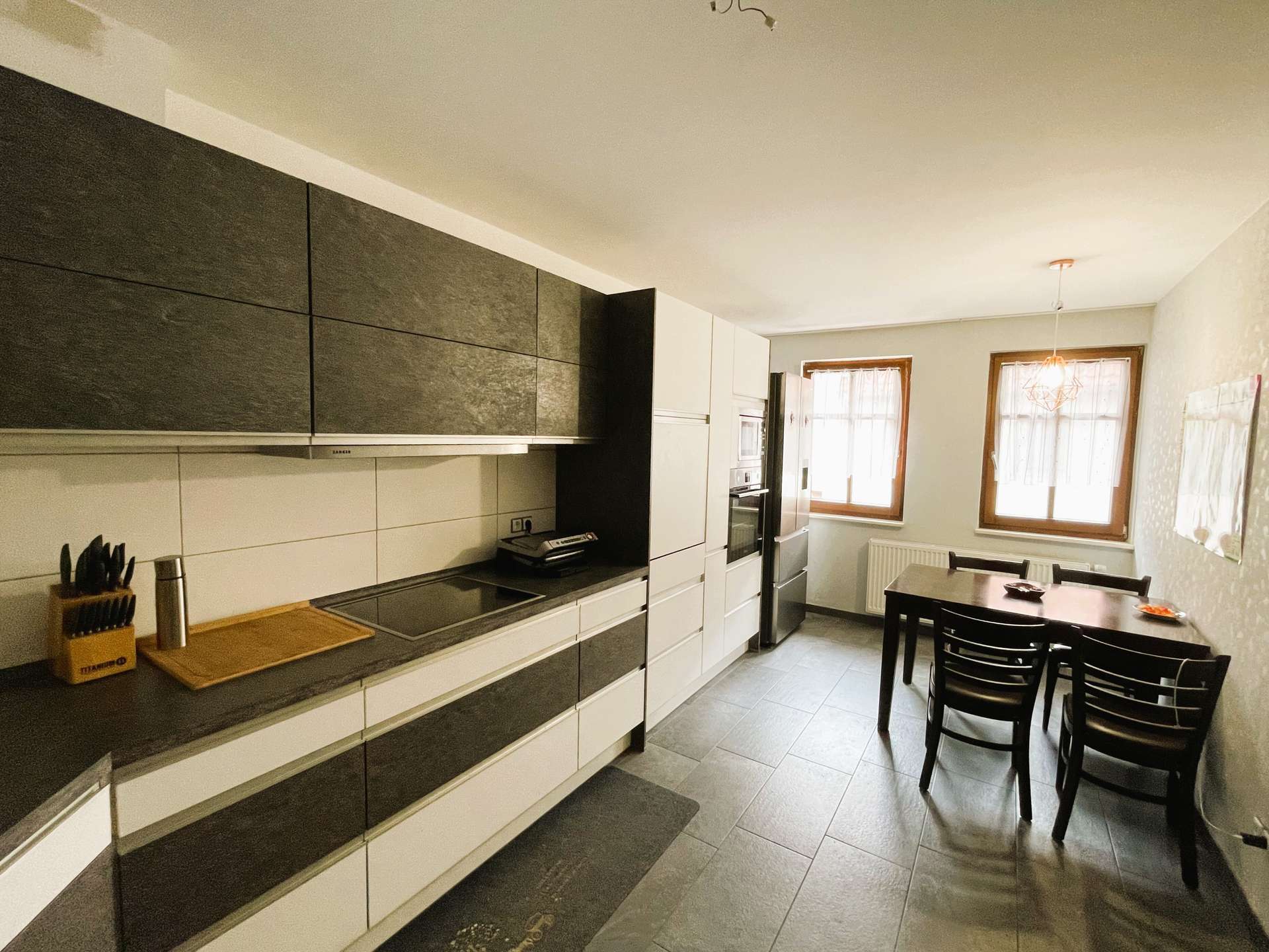 Immobilie in Haldensleben - Großzügiges Wohnhaus mit Garage und Garten im Zentrum von Haldensleben - Bild 1