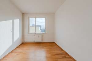 Bezugsfreie 3,5 -Zimmer-Wohnung mit Balkon in Schmargendorf – Cunostraße 48, 14193 Schmargendorf, Berlin – Vorschaubild 10