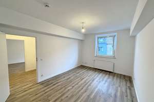 ++ Saniertes 1,5-Zimmer-Apartment in gepflegtem Wohnhaus ++ – Adersstraße 80, 40215 Friedrichstadt, Düsseldorf – Vorschaubild 1