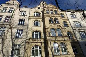 Rarität im Agnesviertel: Traumwohnung in Gründerzeithaus