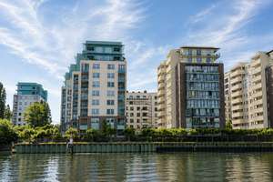 Spreeblick! Bezugsfreie 2-Zimmer-Wohnung mit Tiefgarage, Terrasse und Concierge in Charlottenburg – Die vollständige Adresse der Immobilie erhältst du vom Anbieter., 10587 Charlottenburg, Berlin – Vorschaubild 2