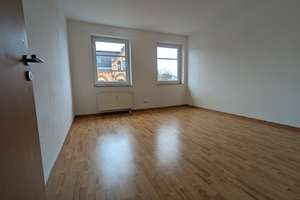 Helle Wohnung mit Dachterrasse, EBK und Stellplatz – Lemsdorfer Weg 5, 39112 Sudenburg, Magdeburg – Vorschaubild 3