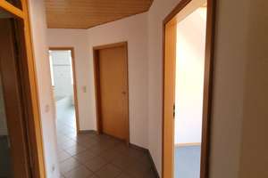 Wohnen mit Charakter: 3-Zimmer-Dachgeschosswohnung in Elztal – 74834 Elztal – Vorschaubild 9