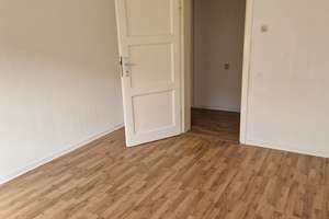 Großzügige 7-Zimmer-Erdgeschosswohnung mit Renovierungsbonus – Viel Platz für Ihre Ideen! – Gertrudenstraße 4, 38259 Salzgitter-Bad, Salzgitter – Vorschaubild 3