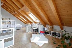 Architektonische Eleganz trifft Wohnwärme - 
Großzügigkeit, Geborgenheit und Stil – Die vollständige Adresse der Immobilie erhältst du vom Anbieter., 72525 Münsingen – Vorschaubild 14