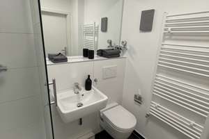 Stilvoll möbliertes Apartment im Szene-Viertel – Mauerstraße 18, 40476 Golzheim, Düsseldorf – Vorschaubild 11
