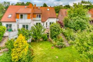 Großes Einfamilienhaus mit Einliegerwohnung in begehrter Wohnlage von Nikolausberg zur Miete – Die vollständige Adresse der Immobilie erhältst du vom Anbieter., 37077 Nikolausberg, Göttingen – Vorschaubild 2