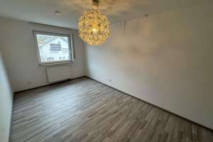 Ihr neues Familienzuhause mit Terrasse und eigener Garage -  in Salzgitter-Bad – Die vollständige Adresse der Immobilie erhältst du vom Anbieter., 38259 Salzgitter-Bad, Salzgitter – Vorschaubild 8