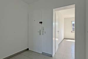 TOP 2-Zimmerwohnung im Herzen von Duisburg mit Balkon – Düsseldorfer Straße 526, 47055 Wanheimerort, Duisburg – Vorschaubild 5