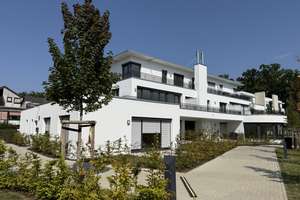 Großzügige Gartenwohnung mit schöner Terrasse