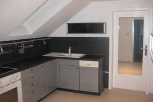 Stilvolle 2-Zimmer-Dachgeschosswohnung in ruhiger Bestlage von Waldtrudering – optional teilmöbliert – Waterbergstraße 24, 81827 Waldtrudering, München – Vorschaubild 7