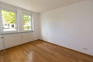 Herrliche altersgerechte Mietwohnung in Top-Lage, barrierefrei mit Südbalkon!! – Thermalbadstraße 4a, 96476 Bad Rodach – Vorschaubild 7