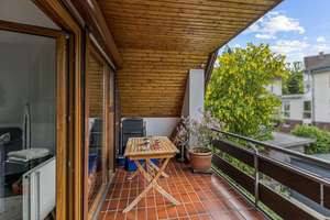 Modernisierte 4 ZKB mit EBK, Balkon & Garage in zentraler Lage am Rosterberg – Die vollständige Adresse der Immobilie erhältst du vom Anbieter., 57074 Siegen, Siegen – Vorschaubild 8