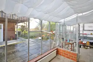 Großzügiges Familienhaus mit Gartenidylle und vielseitigen Nutzungsmöglichkeiten – Heilbronn – Vorschaubild 8