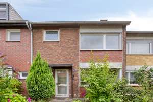 Reihenhaus in Dortmund-Persebeck: Sonnige Südlage, niedriger Erbpachtzins & viel Potenzial