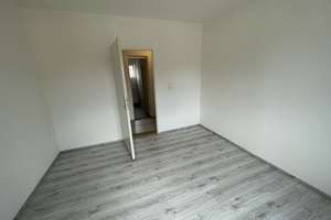 modernisiertes Zuhause mit zwei Zimmern (KB) in Augsburg – Nördlinger Straße 2, 86154 Links der Wertach-Süd, Augsburg – Vorschaubild 5