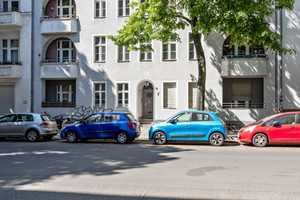 Gründerzeit im Schillerkiez: Balkon, Dielen und Charme - Handwerker-Wohnung im IST-Zustand – Fontanestraße 16, 12049 Berlin – Vorschaubild 9