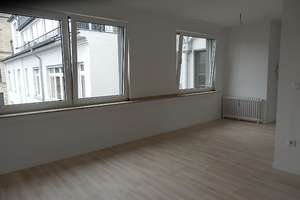 Zentral  und ruhig wohnen: 2-Zimmer-Wohnung in Krefeld-Stadtmitte – Friedrichsplatz 14, 47798 Stadtmitte, Krefeld – Vorschaubild 3