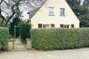 Freistehendes Einfamilienhaus mit Carport und schönem Garten in Duisburg-Homberg – Duisburg – Vorschaubild 2