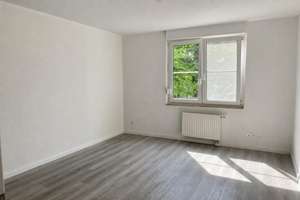 Moderne 3 Zimmer Wohnung mit Balkon, moderne EBK – Friedrich-Engels-Straße 11f, 16515 Oranienburg – Vorschaubild 5