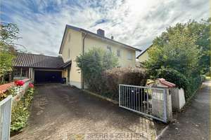 Dorfen - Charmantes Einfamilienhaus in ruhiger Siedlungslage mit großem Garten – Die vollständige Adresse der Immobilie erhältst du vom Anbieter., 84405 Dorfen – Vorschaubild 1
