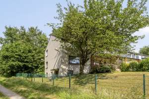 Gestaltungschance mit Garten: 4,5-Raum-Reihenendhaus mit rd. 165 m² in Schonnebeck  – Die vollständige Adresse der Immobilie erhältst du vom Anbieter., 45309 Katernberg, Essen – Vorschaubild 2