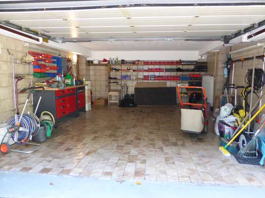 Doppelgarage