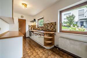 Schönes Einfamilienhaus mit Einliegerwohnung – Die vollständige Adresse der Immobilie erhältst du vom Anbieter., 74821 Mosbach – Vorschaubild 9