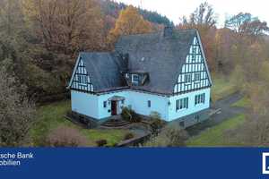 Großzügige Unternehmervilla mit repräsentativem Grundstück - Stil, Eleganz und Weitblick! – Siegen-Wittgenstein (Kreis) – Vorschaubild 1