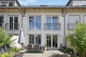 Charmantes Reihenhaus in Planegg: Ihr neues Zuhause im Grünen – Die vollständige Adresse der Immobilie erhältst du vom Anbieter., 82152 Planegg – Vorschaubild 2