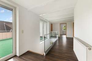 Großzügiges Wohnhaus mit Einliegerwohnung/Büro im Grünen in Hamburg-Rahlstedt – Die vollständige Adresse der Immobilie erhältst du vom Anbieter., 22147 Rahlstedt, Hamburg – Vorschaubild 33