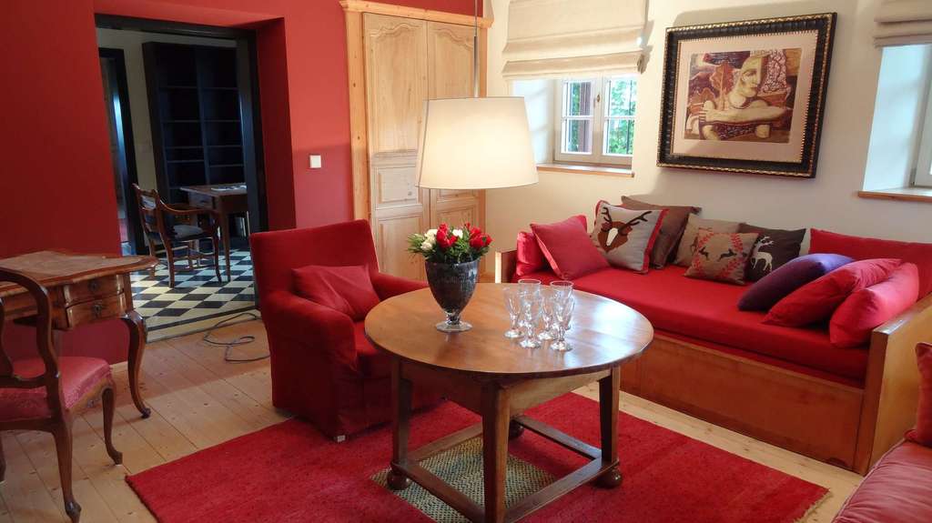 Immobilie in Frasdorf - Wie in einem Landschlössl - Wohnung mit Stil & Eleganz - Bild 3