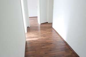 Eutritzsch - schöne Singlewohnung mit Tageslichtbad und schickem Fussboden in verkehrsgünstiger Lage – Delitzscher Straße 142, 4129 Eutritzsch, Leipzig – Vorschaubild 8