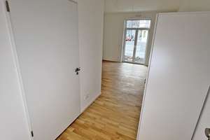 APP 0.6 TOP Modernes & teilmöbliertes City Appartement mit Tiefgarage – Burbacher Straße 83, 53129 Kessenich, Bonn – Vorschaubild 1