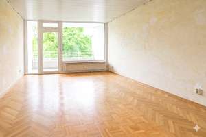 3-Zimmer-Wohnung mit Balkon in Düsseldorf-Garath – Sanierungsobjekt mit Potenzial – Die vollständige Adresse der Immobilie erhältst du vom Anbieter., 40595 Garath, Düsseldorf – Vorschaubild 8