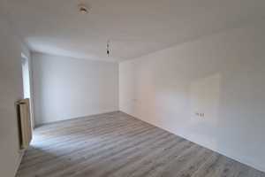 Für Sie renoviert: Helle 2-Zimmer-Wohnung mit großem Balkon in Halbergstraße, Saarbrücken – Halbergstraße 9, 66121 Stadtverband Saarbrücken (Kreis) – Vorschaubild 2
