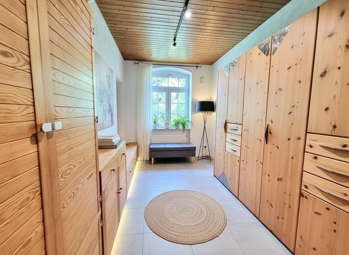 Immobilie in Schneverdingen - Besonderes Einfamilienhaus mit großem Garten und viel Potenzial - Bild 3