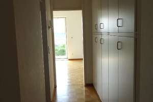 Sifi: 1-2-Fam.-Haus am Wald, Aussicht, EBK, Doppelgarage, ELW für Freiberufler oder Pflegepersonal – Die vollständige Adresse der Immobilie erhältst du vom Anbieter., 71063 Sindelfingen – Vorschaubild 18