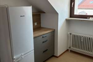 Helle 2,5 Zimmer DG Wohnung mit kleiner Dachterrasse in Nürnberg – Äußere Großweidenmühlstraße 39, 90419 Sandberg, Nürnberg – Vorschaubild 7