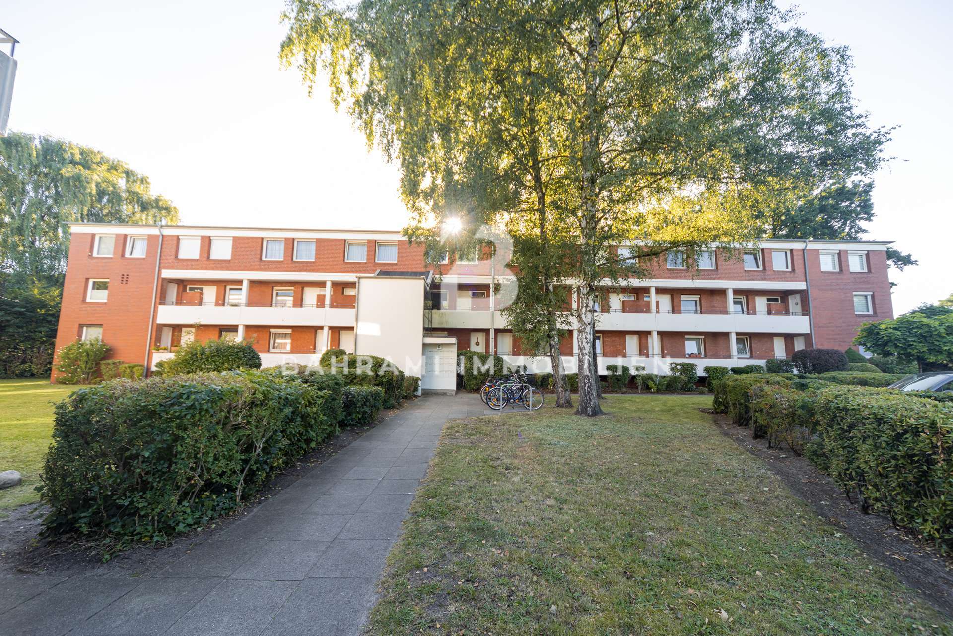 Ruhige Sackgasse trifft lichtdurchflutete Maisonette, Hamburg – Bild 1