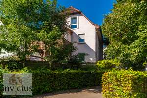 Dreifamilienhaus mit großem Garten, Terrasse u. Loggia! Wohnen und Vermieten unter einem Dach. – Die vollständige Adresse der Immobilie erhältst du vom Anbieter., 74078 Neckargartach, Heilbronn – Vorschaubild 2