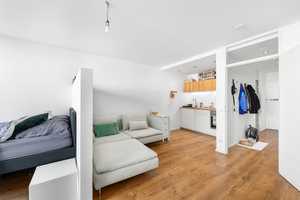 Wunderschön renovierte 1-Zi.-Wohnung direkt am Luitpoldpark, bezugsfrei zum 31.01.2026 – München – Vorschaubild 5