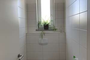 Exklusive, möblierte und neuwertige 2-Zimmer-Loft Wohnung mit 30 qm Dachterrasse und EBK in Augsburg – Hooverstraße 6B, 86156 Kriegshaber, Augsburg – Vorschaubild 10